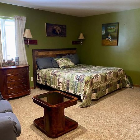 Moosehead Lodge Rangely Εξωτερικό φωτογραφία