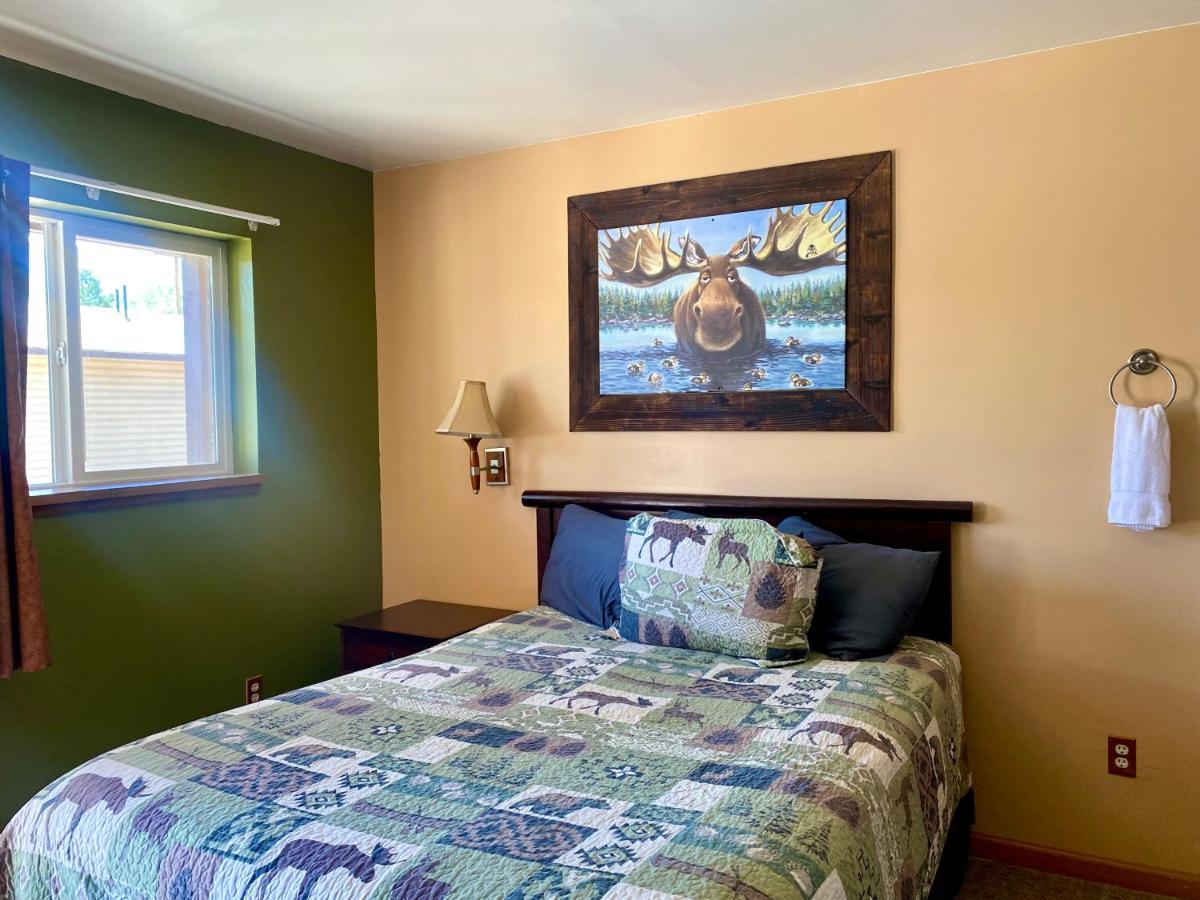 Moosehead Lodge Rangely Εξωτερικό φωτογραφία