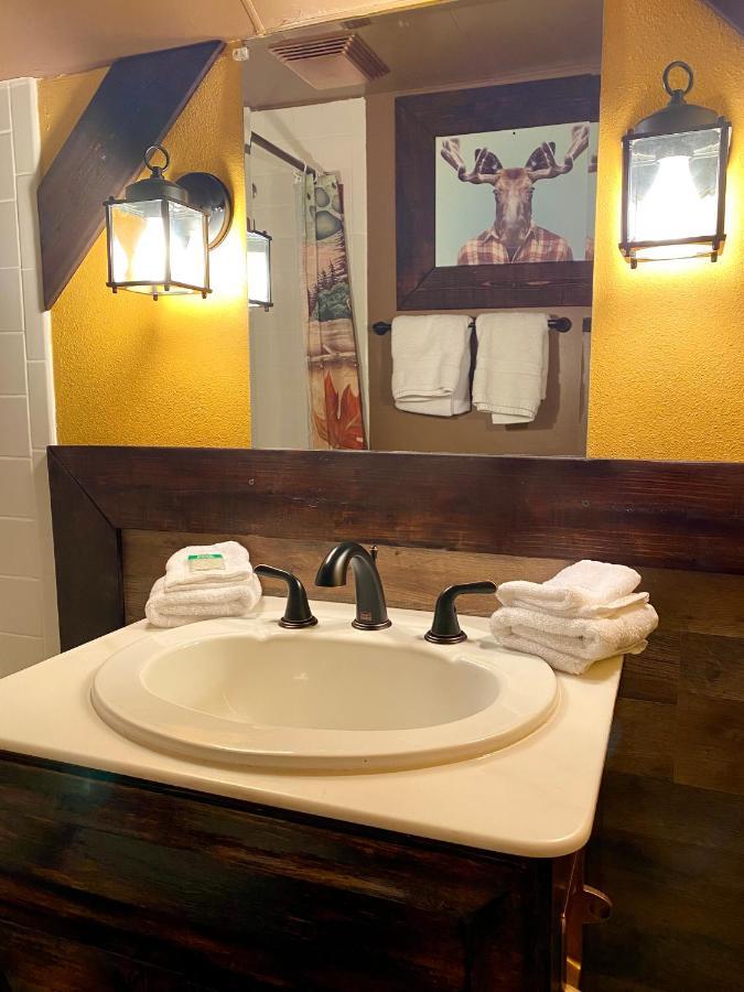 Moosehead Lodge Rangely Εξωτερικό φωτογραφία