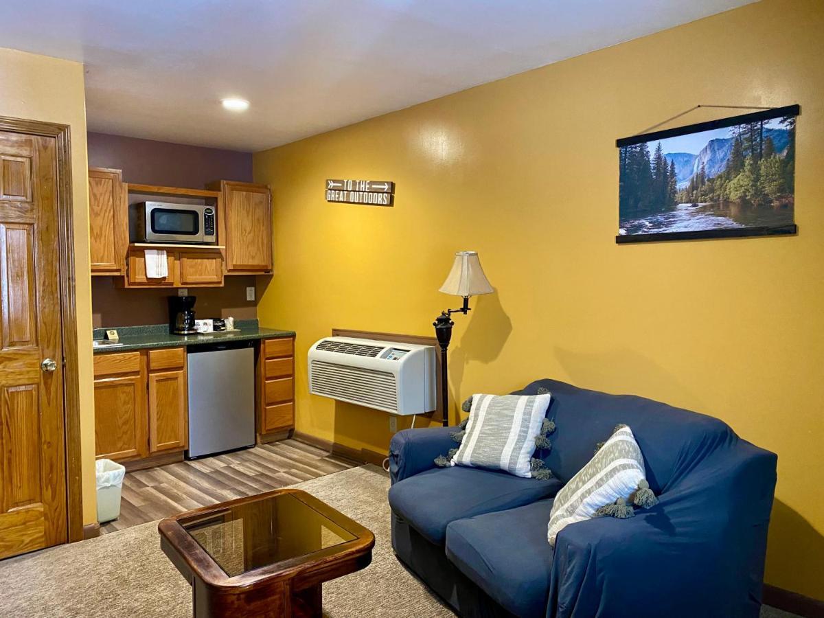 Moosehead Lodge Rangely Εξωτερικό φωτογραφία